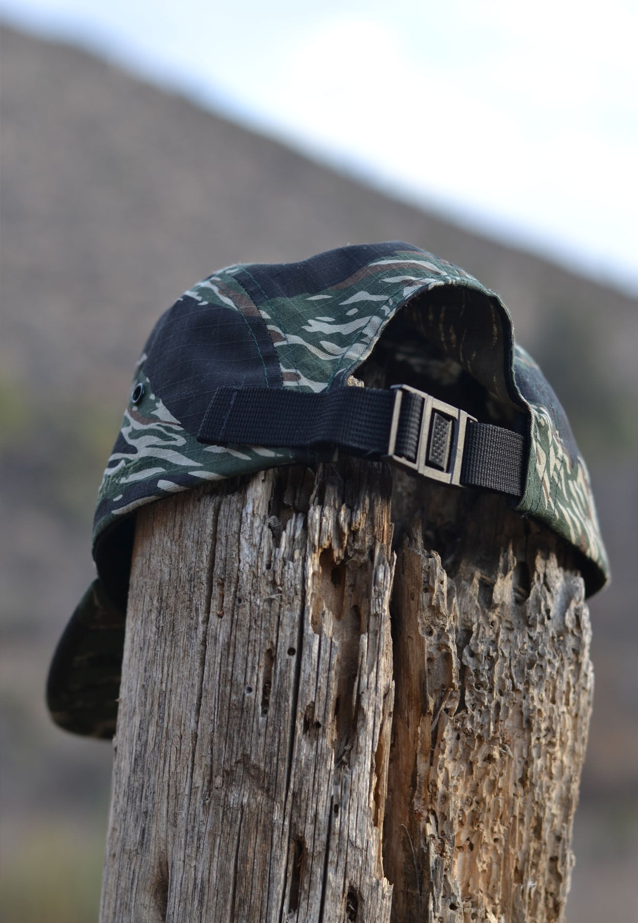 YP CLASSICS® JOCKEY CAP TIGER CAMO FOLLOW THE SUN